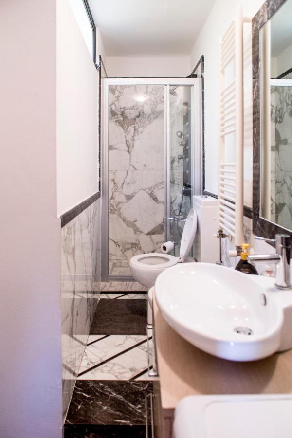 Splendida Mansarda Open Space, Finiture Di Lusso. Carrara Exterior photo